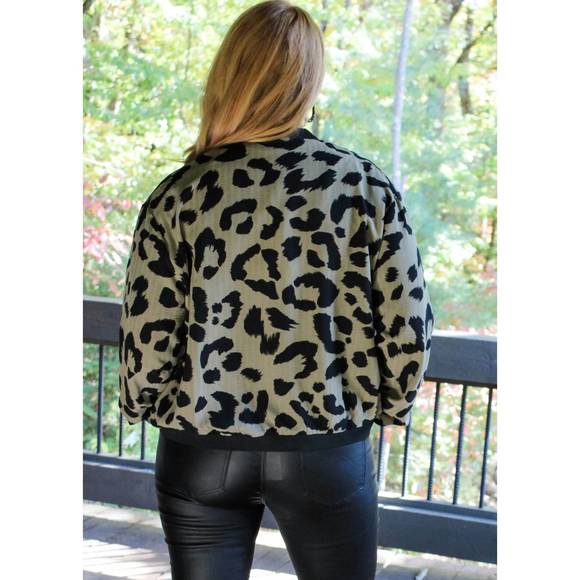 NEW MOLLY BRACKEN print jacket in khaki - Picture 2 of 5